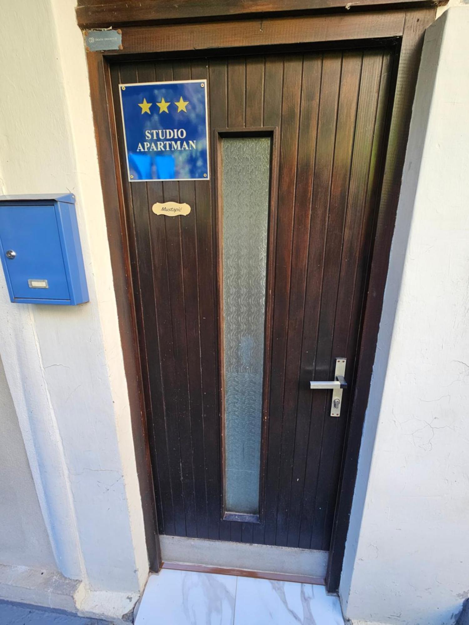 Morska Postelja - Sea Bed Omiš Exterior foto